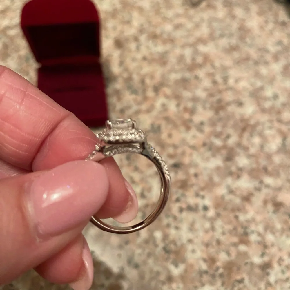Diamond ring - Picture 4 of 8